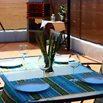 Casa Aloe, Solo Famila Y Parejas