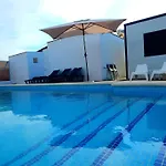 Casa Aloe, Solo Famila Y Parejas Сasa de vacaciones *